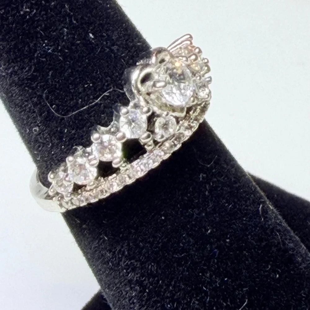 Fragrant Jewels Silver Tone Heart Tiara Crown Ring CZ Size 5.5 Princesscore